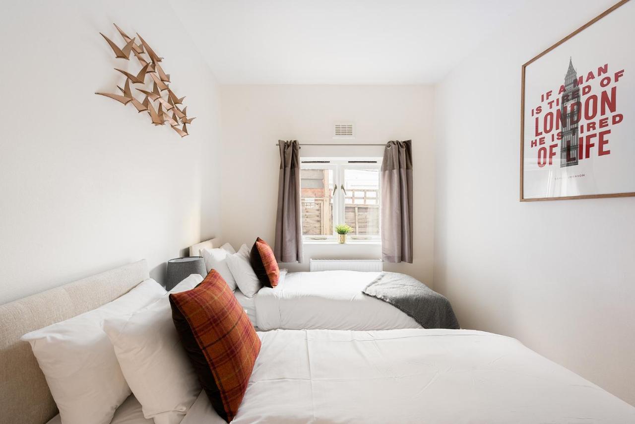 Heart Of Ealing Apartment With Garden Λονδίνο Εξωτερικό φωτογραφία