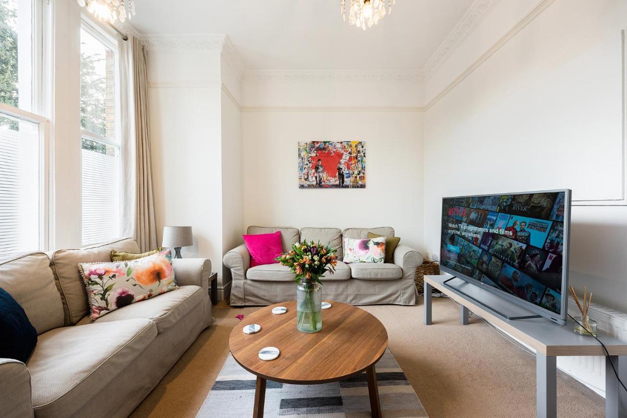 Heart Of Ealing Apartment With Garden Λονδίνο Εξωτερικό φωτογραφία