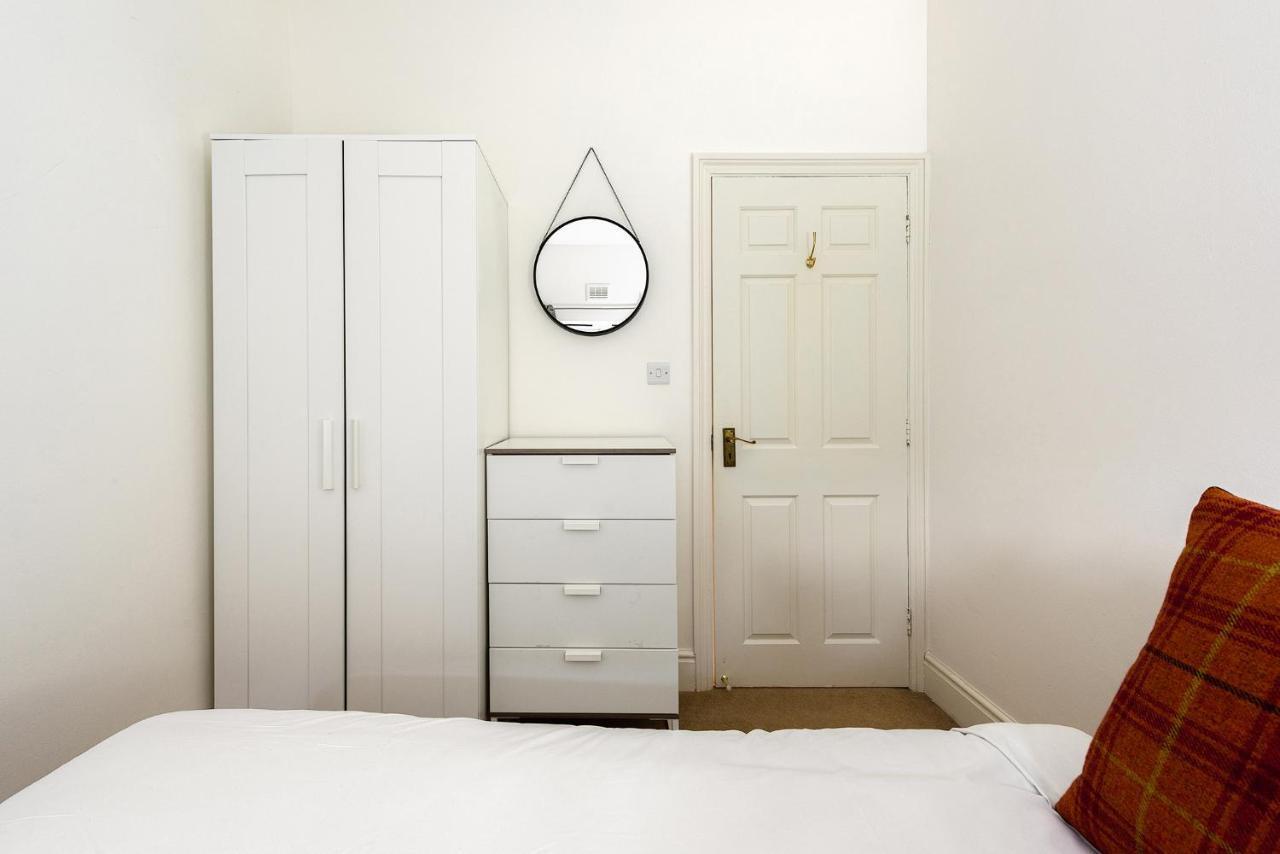 Heart Of Ealing Apartment With Garden Λονδίνο Εξωτερικό φωτογραφία